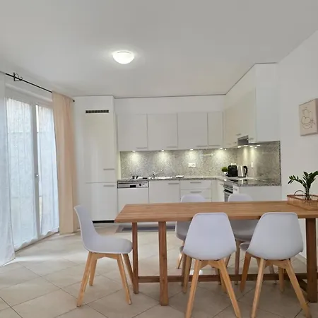 Borgo Di Appartamento Ascona
