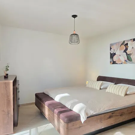 Borgo Di Appartamento Ascona