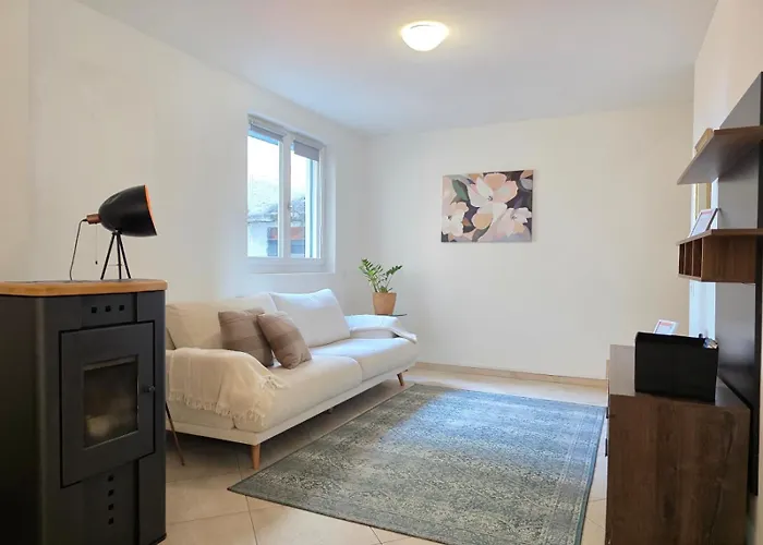 Borgo Di アパート