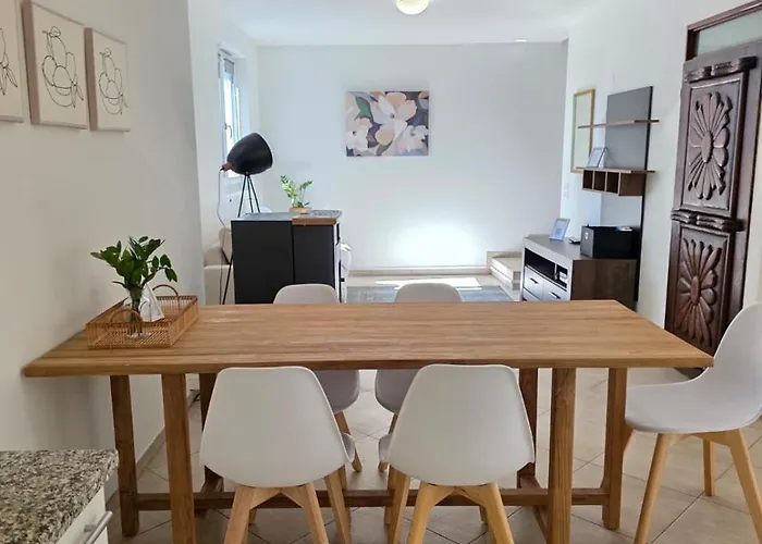 Borgo Di アパート アスコナ