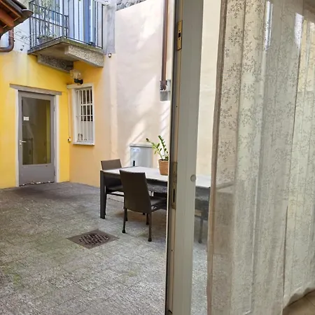 Borgo Di * Ασκόνα