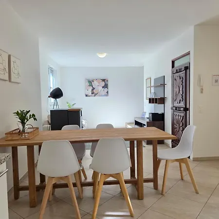 Borgo Di * Ασκόνα